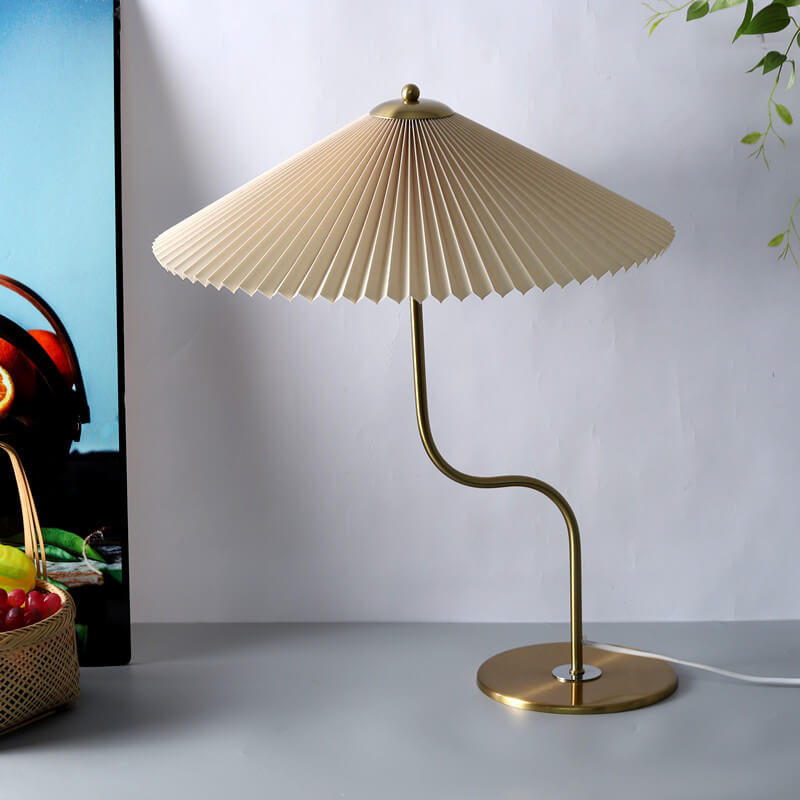 Retro Faltenschirm Tischlampe | Dekorative Schirmleuchte