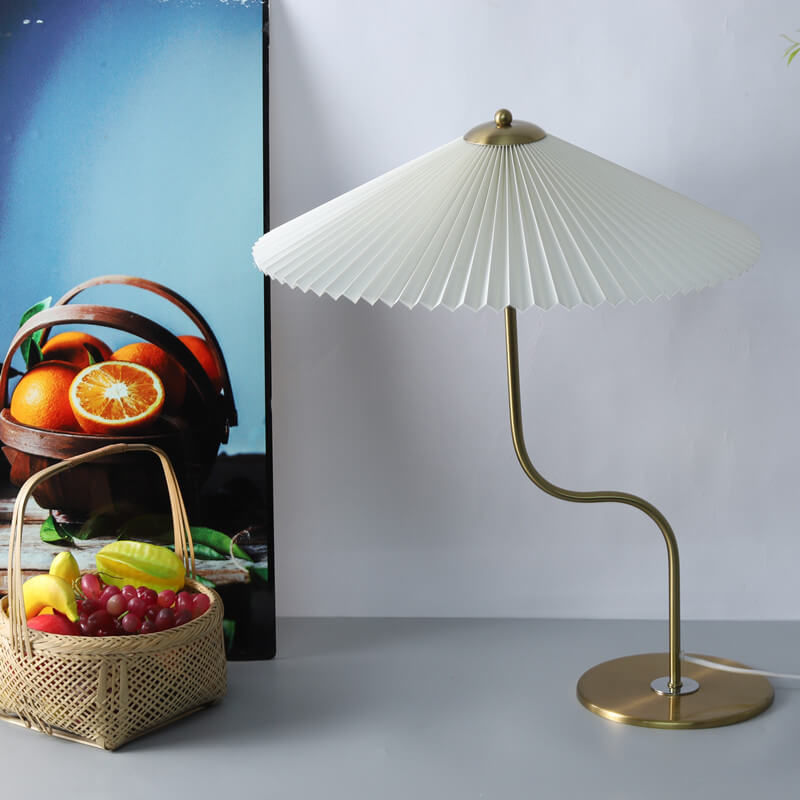 Retro Faltenschirm Tischlampe | Dekorative Schirmleuchte