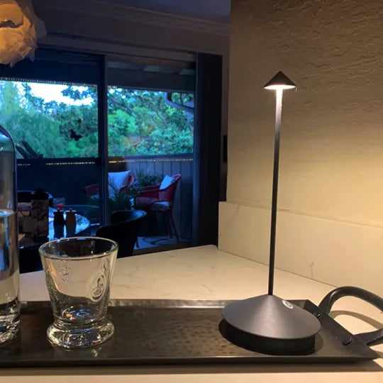 ClarityGlow | Schwedische Design-Lampe