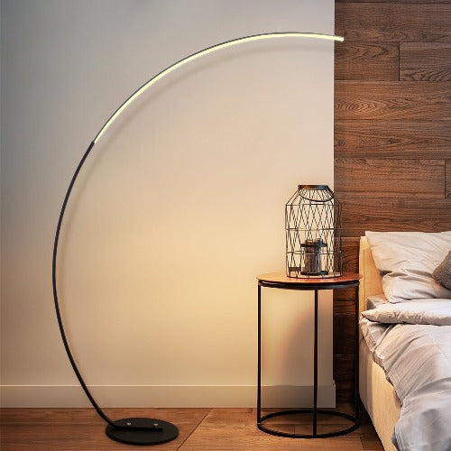 RGBW Modern Curve Lampe | Flexibles Farb- & Lichtdesign