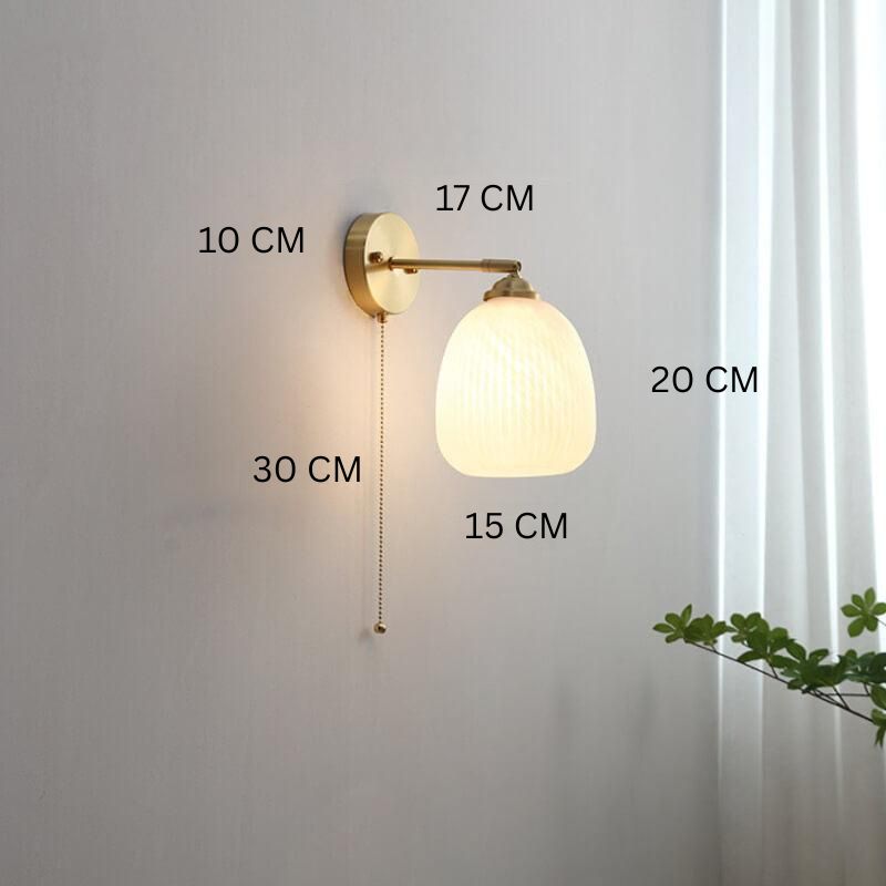 Glaskugel Wandlampe Milchweiß & Messing | Skandinavisches Lichtdesign