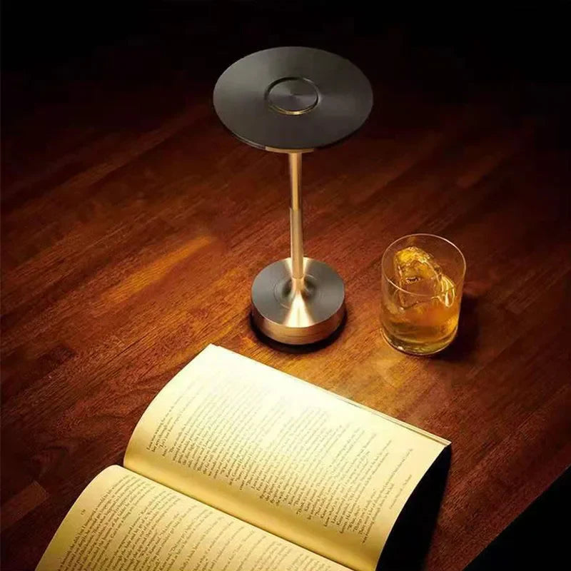 SolaraLuxe | Nordische Design-Lampe