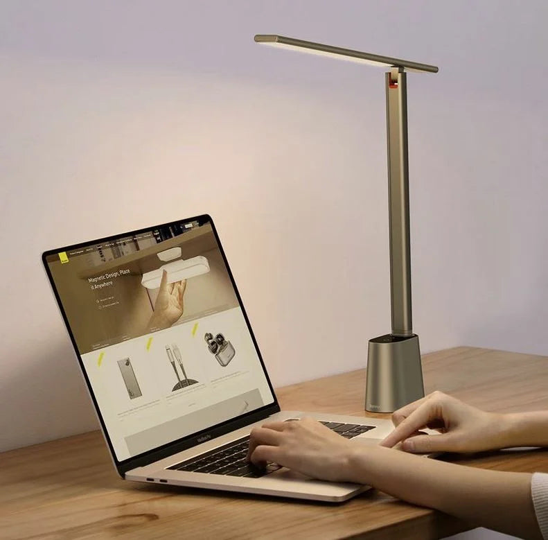Glanzlicht ChargeLamp | Schreibtischlampe mit Qi-Ladefunktion