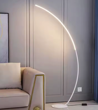 RGBW Modern Curve Lampe | Flexibles Farb- & Lichtdesign
