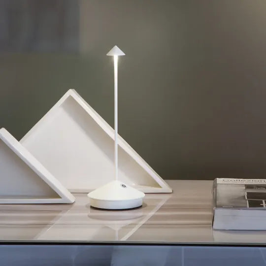 ClarityGlow | Schwedische Design-Lampe