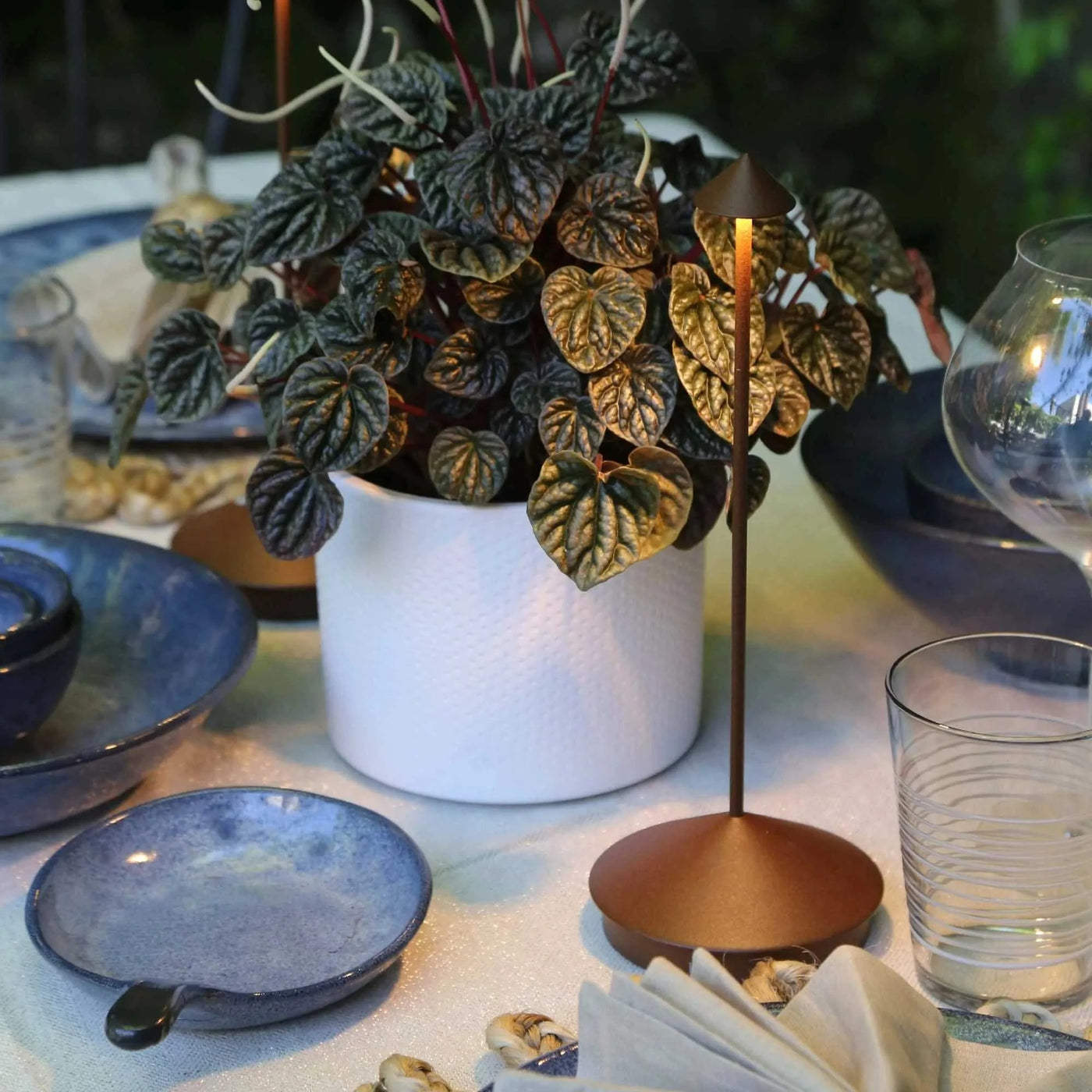 ClarityGlow | Ästhetik Design Lampe